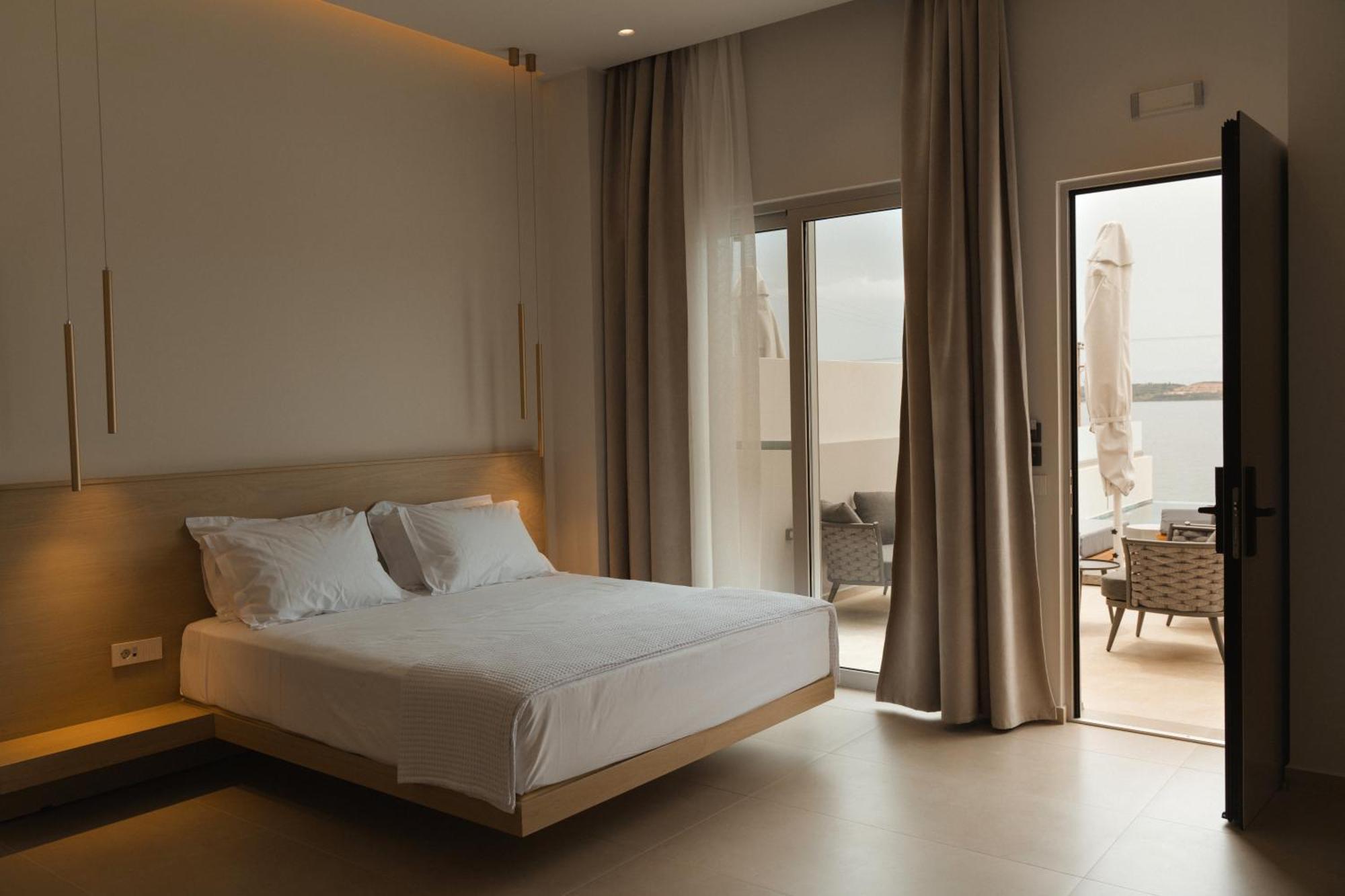 Limanaki Hotel Аргостолион Экстерьер фото
