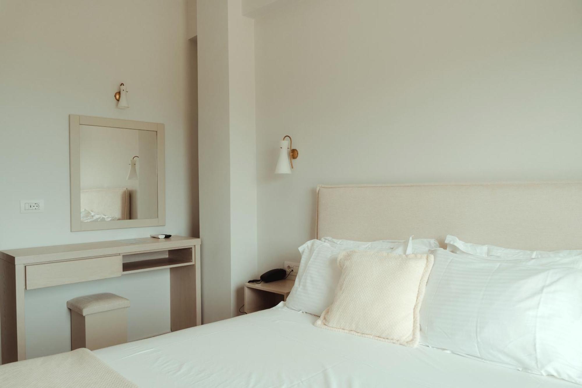 Limanaki Hotel Аргостолион Экстерьер фото