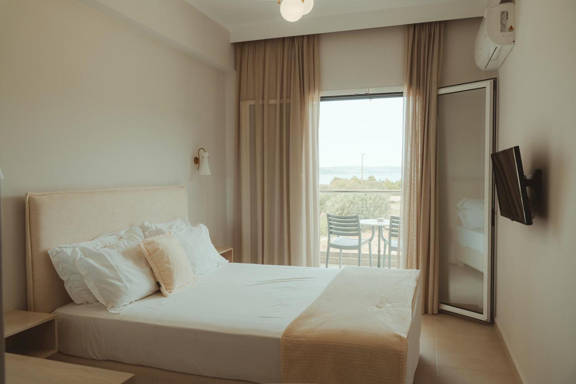 Limanaki Hotel Аргостолион Экстерьер фото